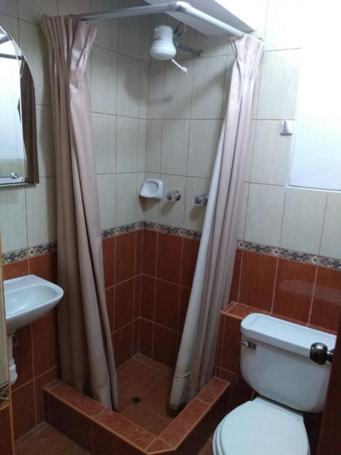 Hostal Vista Al Lago Titicaca Puno Bagian luar foto
